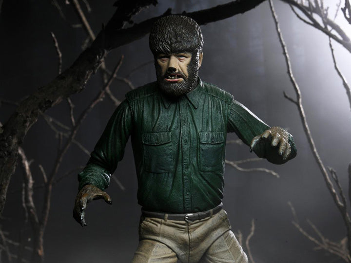NECA - Universal Monsters - 7" Scale Action Figure - Wolf Man