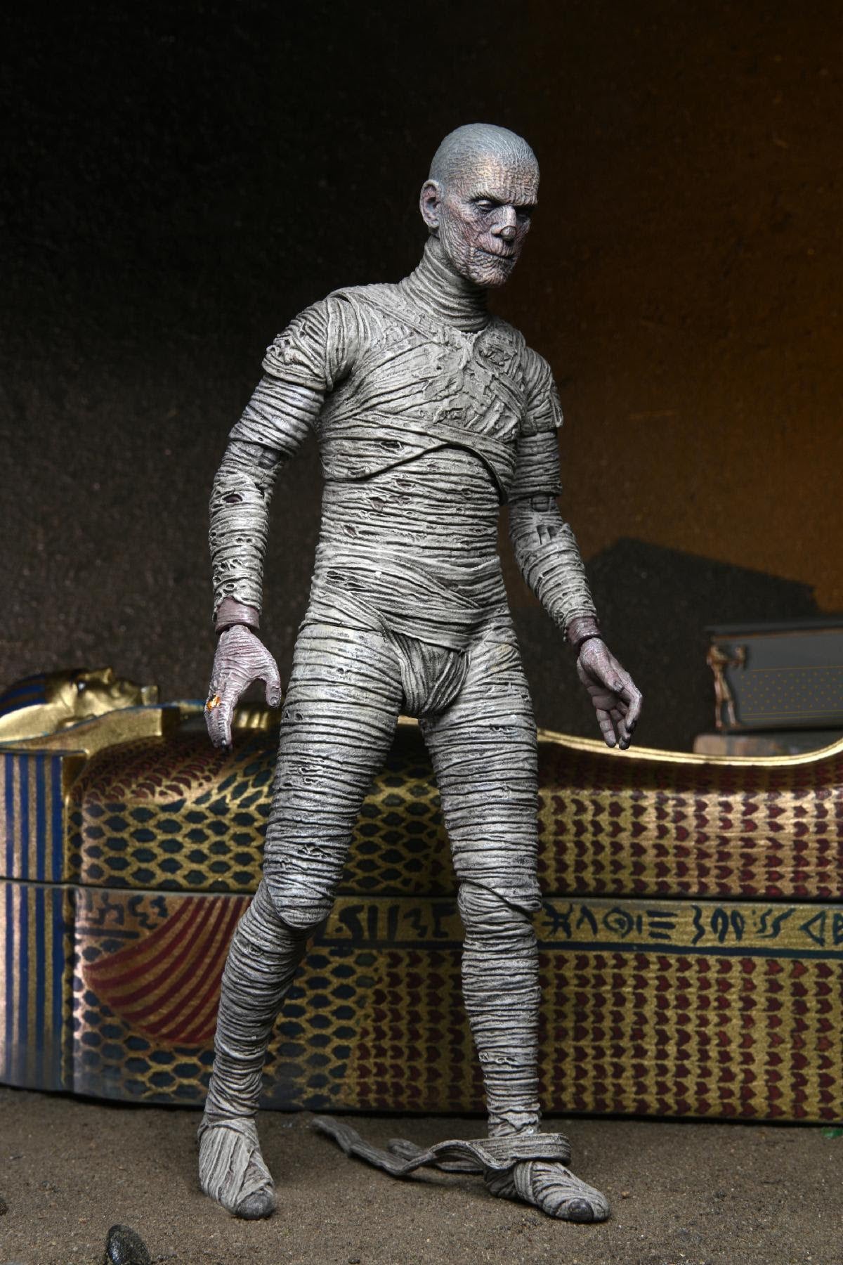 NECA - Universal Monsters - 7" Scale Action Figure - Ultimate Mummy (Color)