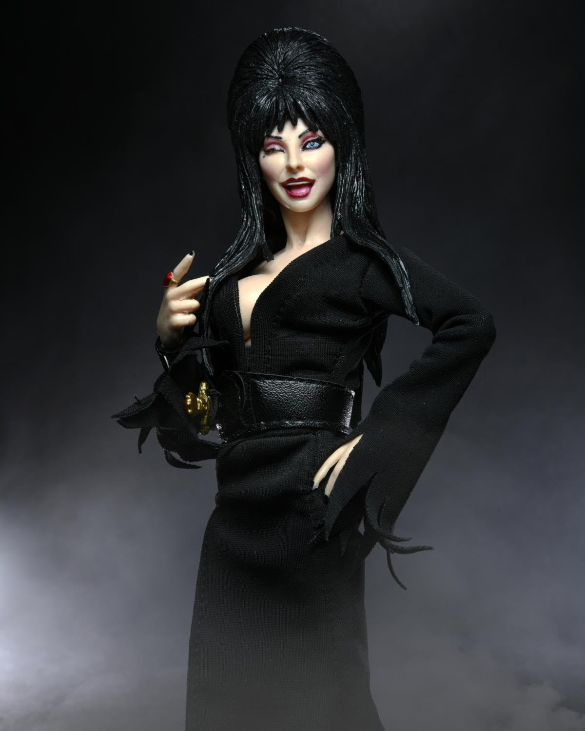 NECA - Elvira - 8" Scale Clothed Figure - Elvira